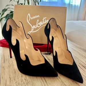 Christian Louboutin Black Olavague 100 Veau Velours